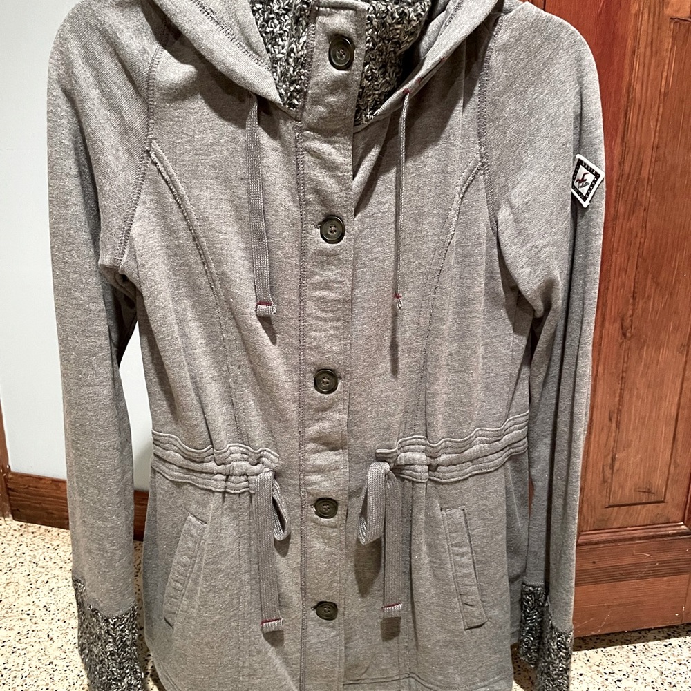 Women’s grey button up jacket